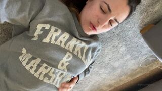 gthatass manyvids onlyfans full breasted girl caresses shaved cunt