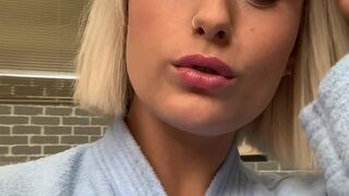 angelwicky manyvids onlyfans Beauty blonde