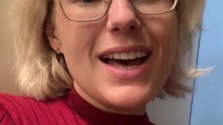 angelwicky manyvids onlyfans sweet women dance naked