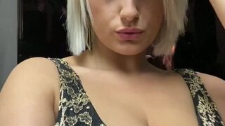 angelwicky manyvids onlyfans bare nipples