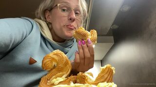 angelwicky manyvids onlyfans Heifers with