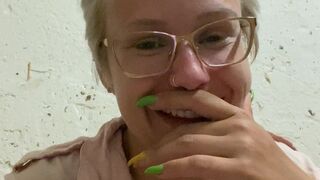 angelwicky manyvids onlyfans mature chick pulls pussy