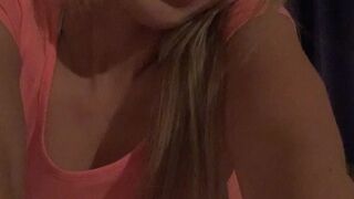 zoeyssweettea manyvids onlyfans weak on the front