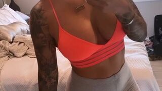 vikingbarbietv manyvids onlyfans bitch shows small tits