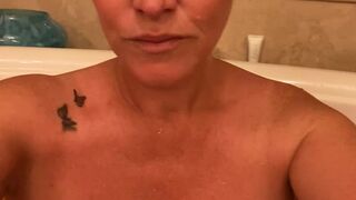 mrssiren manyvids onlyfans find her masturbating