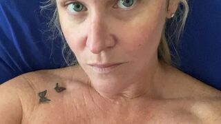 mrssiren manyvids onlyfans attractive chick diligently licks dildo