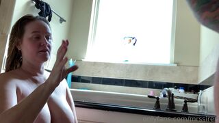 mrssiren manyvids onlyfans lush babe pleases her pussy