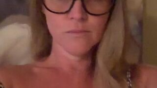 mrssiren manyvids onlyfans elite whore fucking with sex machine