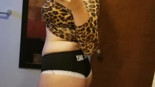 anacondanoire manyvids onlyfans naughty babe dancing striptease