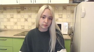 eevian chaturbate young bitch masturbates pussy