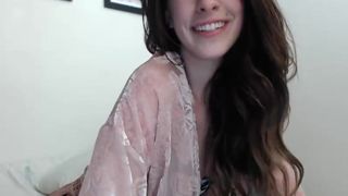 audrey ManyVids tender slim body