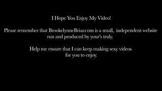 Brookelynne Briars ManyVids beauty in stockings is engaged in masturbation