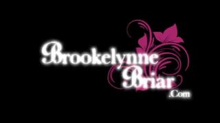 Brookelynne Briars ManyVids sexy lady caresses pussy