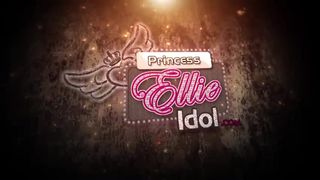 Princess Ellie Idol ManyVids ardent lady fucks the cap with her hand