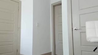 surecakes ManyVids tearing her tender pussy