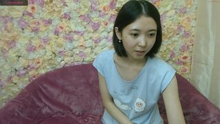 yanere chaturbate the naughty bitch jerks off with sex toys