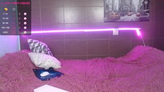 angela_hot15 chaturbate black-haired confused - having fun in fries