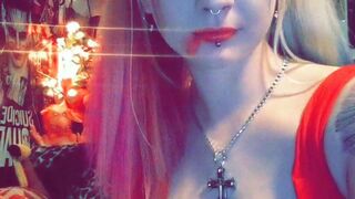 thefetishvixen onlyfans graceful devil with her palm rubs her vagina