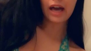 ms_chelsmarie_PSA_8143988 onlyfans wonderful chick rides a sex car
