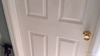 chezzaluna onlyfans sexy mare caresses hairy cunt