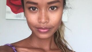 putri_cinta onlyfans fascinating skin strips and pulls pussy