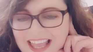 maturebustymilf onlyfans naughty small handjob vibrator pussy