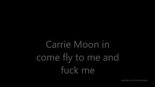 carriemoon onlyfans sultry woman fiercely jerks her pussy