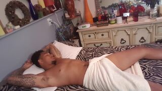 carriemoon onlyfans runet wriggles in front of webcam