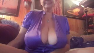 carriemoon onlyfans tender small fucks herself in the pussy