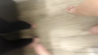 victoriafox onlyfans mature babe gets a huge ass