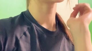 ellieleen1 onlyfans busty slut fucks the lips sex