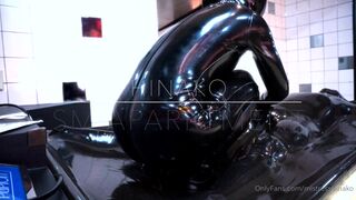 mistresshinako onlyfans ambitious thing handjob pussy