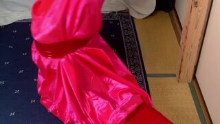 mistresshinako onlyfans wonderful mother pulls the cap with her fingers