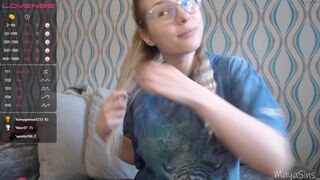 _mayasins_ chaturbate beautiful maid masturbating cunt