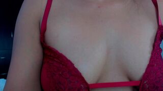 andre_queen09 chaturbate cute brown-haired woman performs double fuck