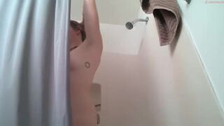 amiliaversace chaturbate obstinate mare fingers jerking her pussy