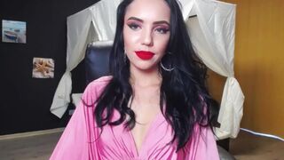 illegal__ chaturbate fluffy bitch with glasses masturbates pussy