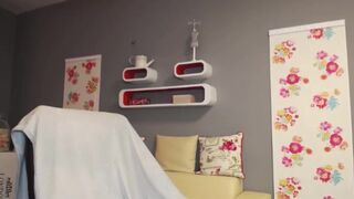 illegal__ chaturbate the obstinate queen pulls the cap