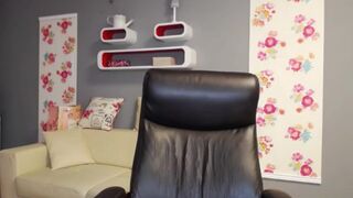 illegal__ chaturbate attractive bitch fucks her cap