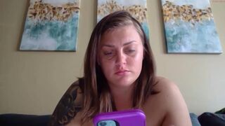 marilynn74 chaturbate slut fingers her pussy