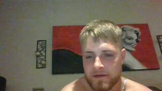 krizzy51330 chaturbate exquisite body gently pulls pussy