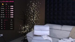 gigielliot chaturbate cute girls fuck every crevice