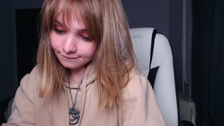 squirrel1998 wonderful chick rides a sex car