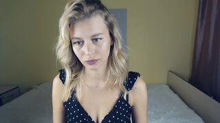 sofi_vip nude cutie shows juicy charms