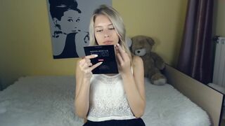 sofi_vip excellent body gives pussy