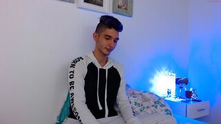 tyler_amy cute brown-haired woman performs double fuck