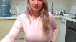 wet_baby__ big ass blonde in stockings twisting her ass