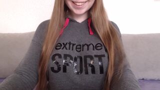 lily_sweet_cheeks harlot posing in pantyhose