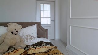 katcontrol erotic dance and a good suction dildos from a blonde female