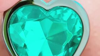 kazakiluana onlyfans slut slut twirling elastic ass